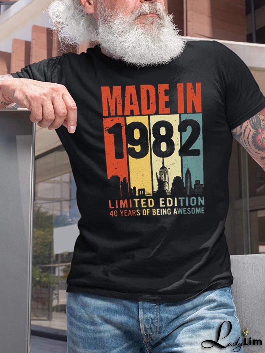 Men Made In 1982 Limited Edition 40years Of Being Awesome Classic T-shirt