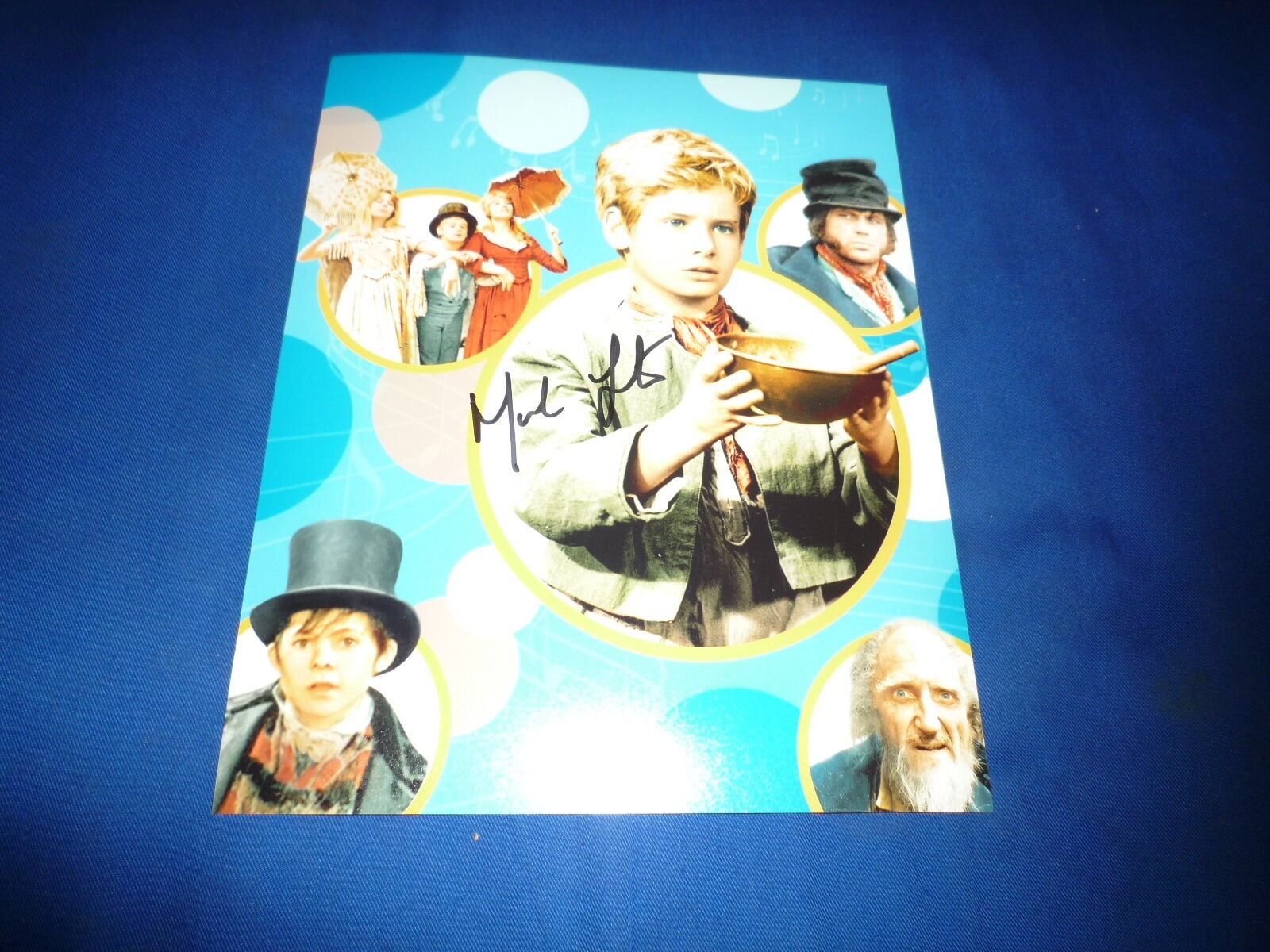 MARK LESTER signed autograph In Person 8x10 (20x25 cm) OLIVER