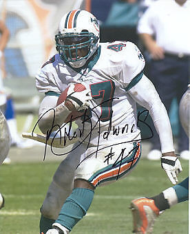 ROBERT EDWARDS MIAMI DOLPHINS ACTION SIGNED 8x10