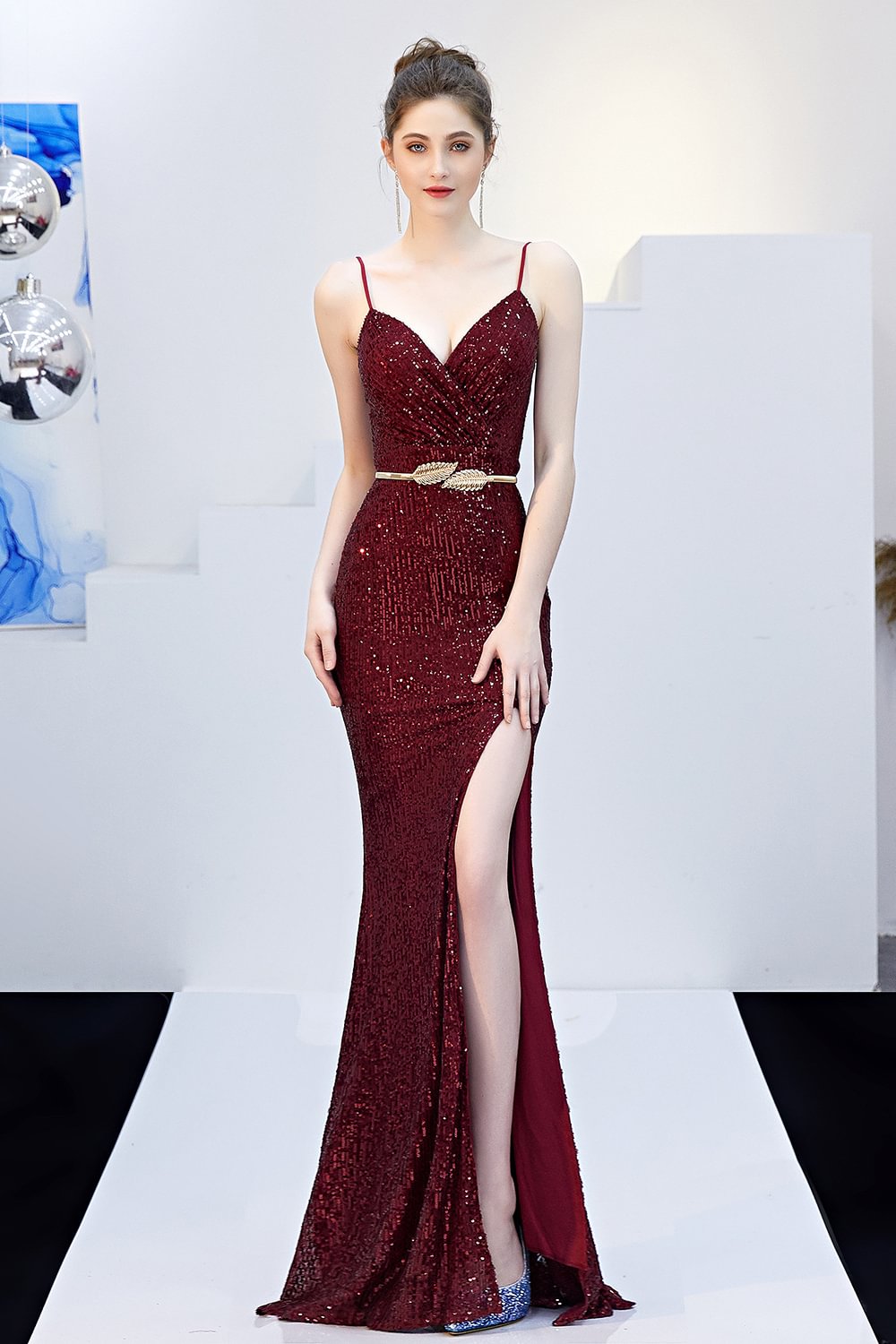 Dreamy Sequins V-Neck Evening Dress Mermaid Long Prom Dress