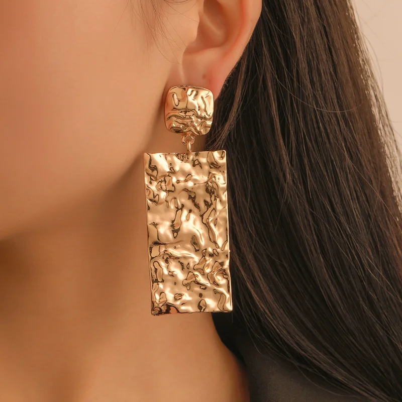 Creative long pleated earrings