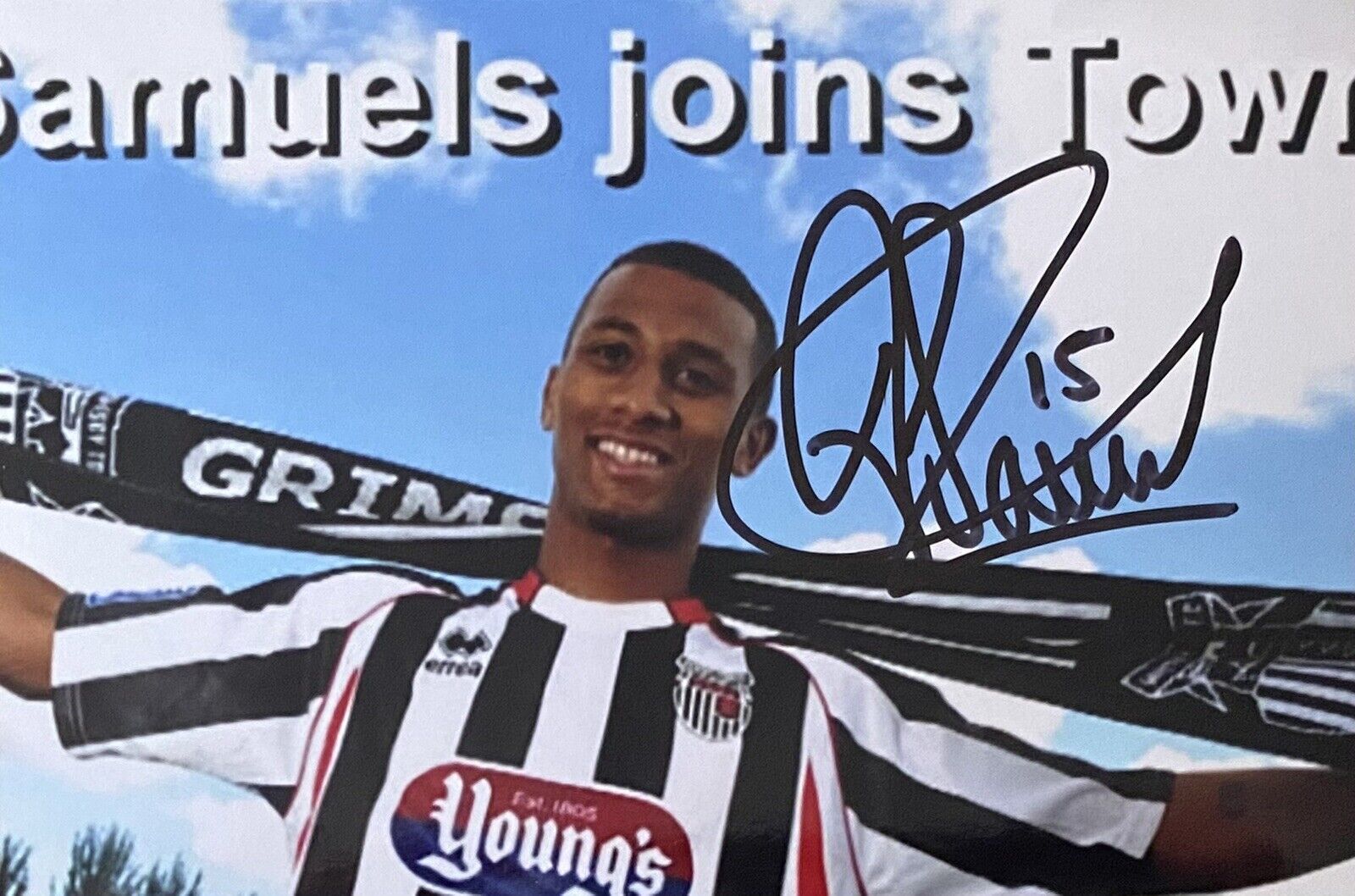 Samuels Genuine Hand Signed Grimsby Town 6X4 Photo Poster painting