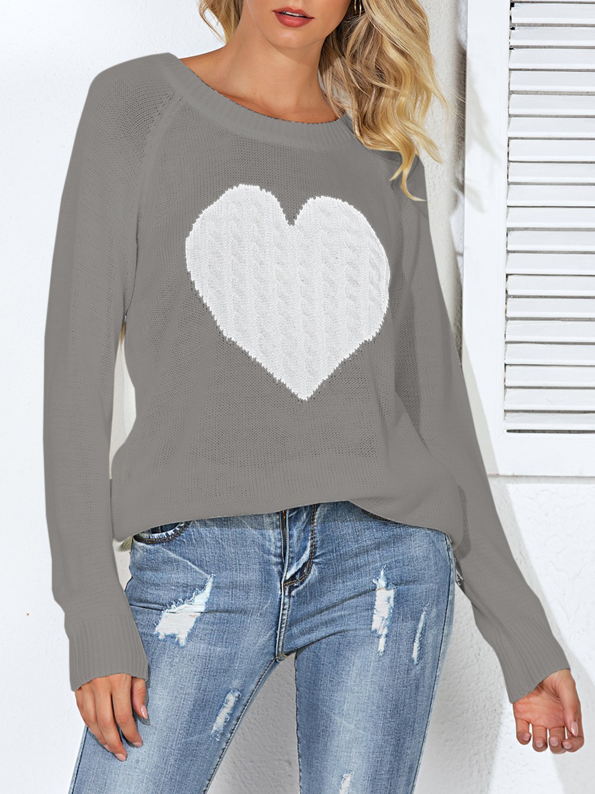 Heart Printed Crew Neck Knitted Long Sleeve Sweaters