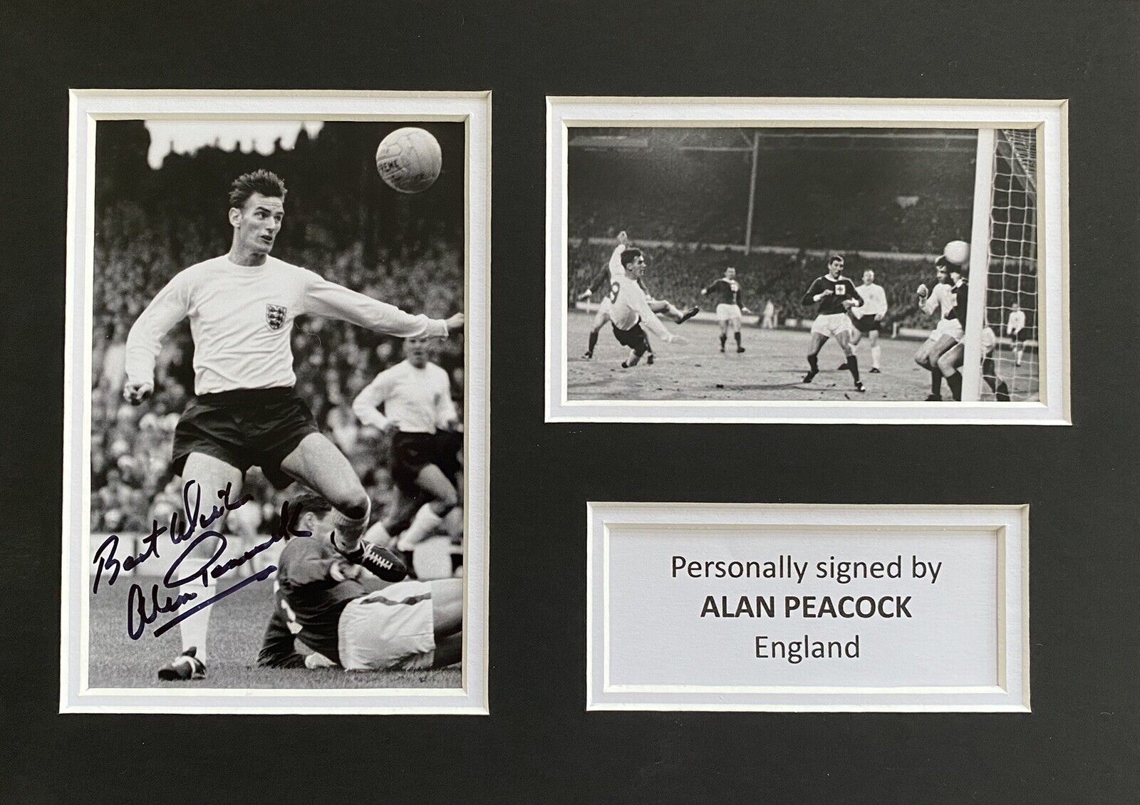 Alan Peacock Genuine Hand Signed England Photo Poster painting In A4 Mount Display