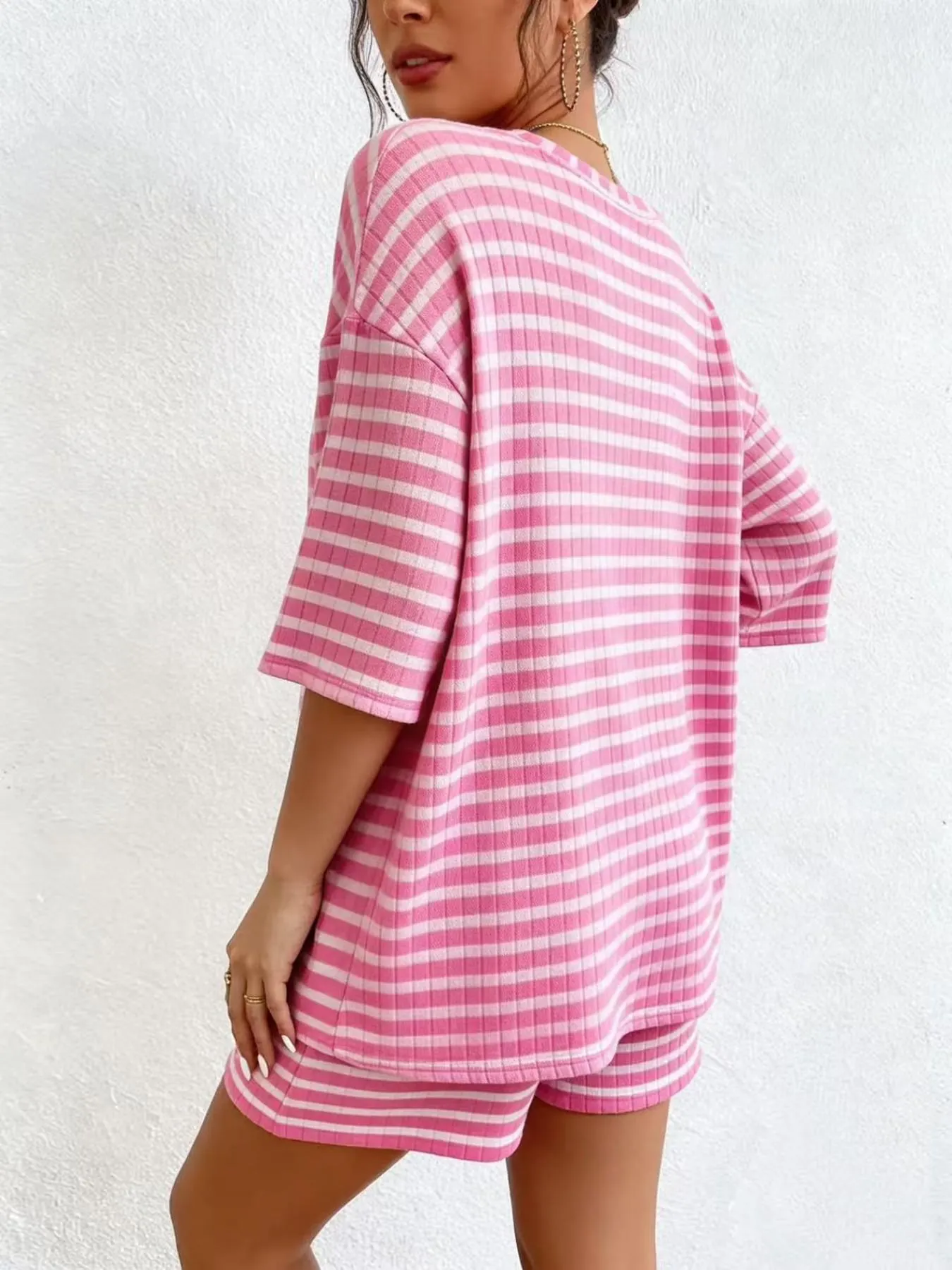 Women's Casual Loose Oversized Striped Set, Summer Short Sleeve Tee & Shorts, Airport Outfit, Home Wear, Sportswear, Fashionable Women's Clothing, Summer Lounge Sets Women's Casual Loose Oversized Striped Set, Summer Short Sleeve Tee & Shorts, Airport Outfit, Home Wear, Sportswear, Fashionable Women's Clothing, Summer Lounge Sets