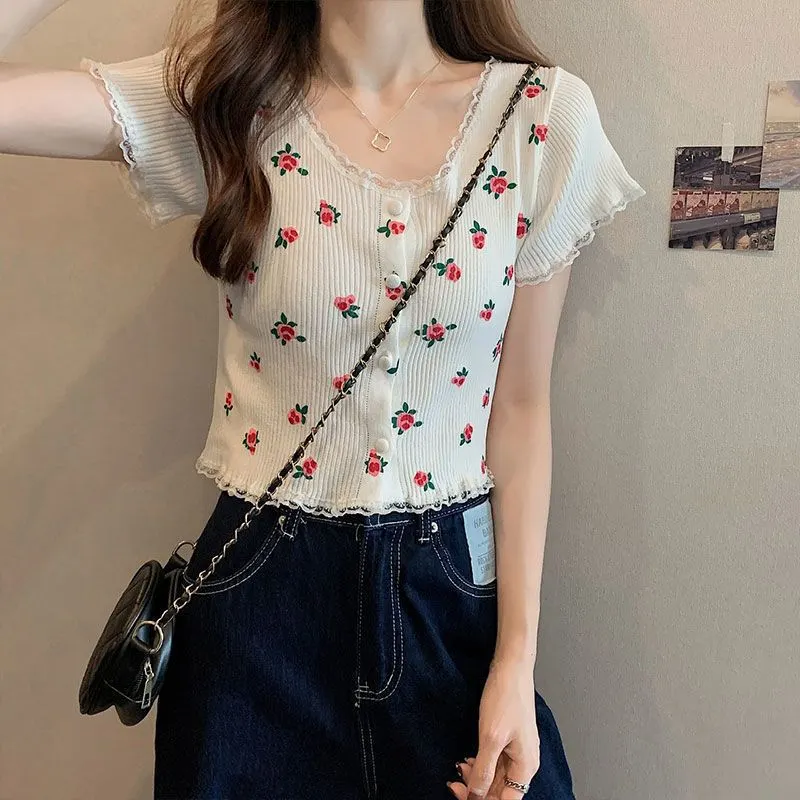 Uveng Uveng Bubble BM Broken Flower T-Shirt New Short Ins Lace Korean Version Sweet Renoval Sweet Sleeve T-Shirt