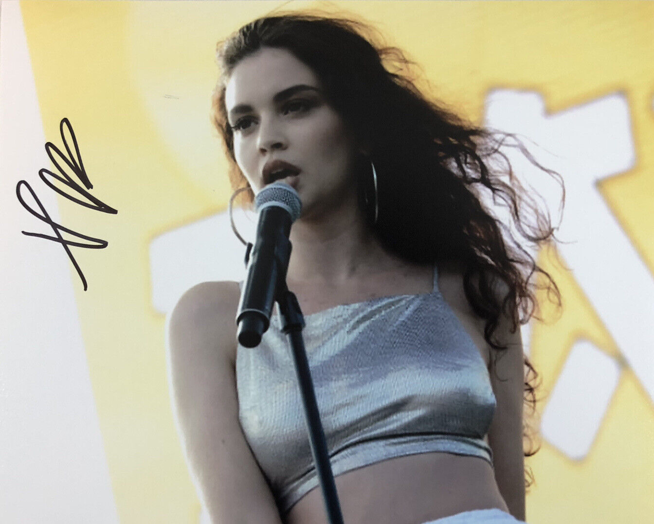 SABRINA CLAUDIO HAND SIGNED 8x10 Photo Poster painting AUTOGRAPHED SINGER RARE AUTHENTIC HOT