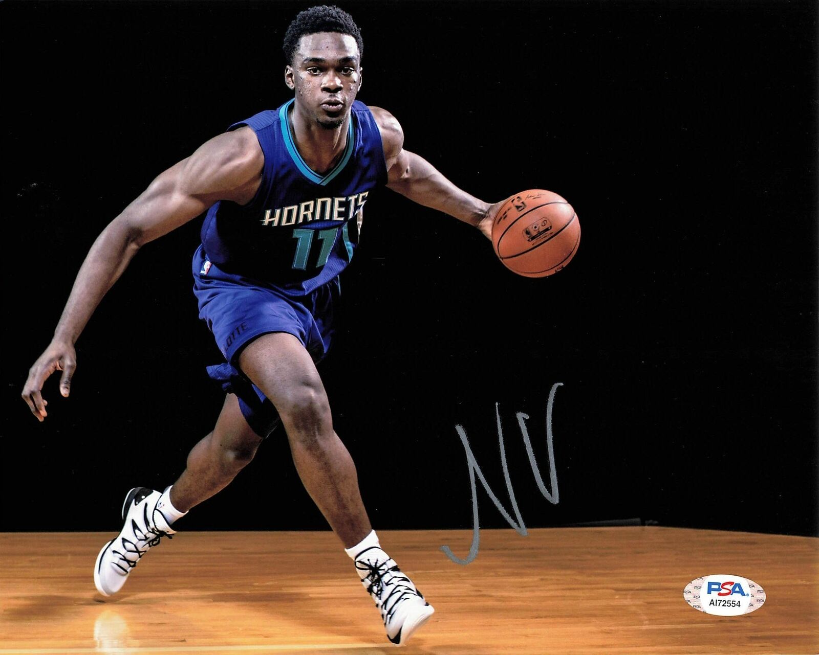 Noah Vonleh signed 8x10 Photo Poster painting PSA/DNA Charlotte Hornets Autographed