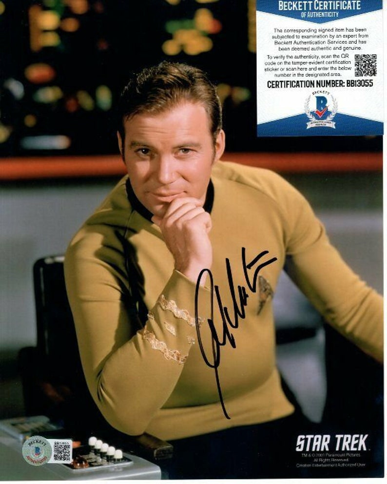 William shatner signed star trek capt james t. kirk 8x10 Photo Poster painting beckett bas