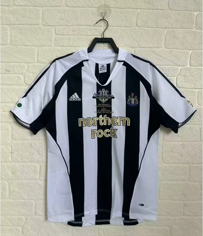 2005/06 Newcastle United Home Shirt