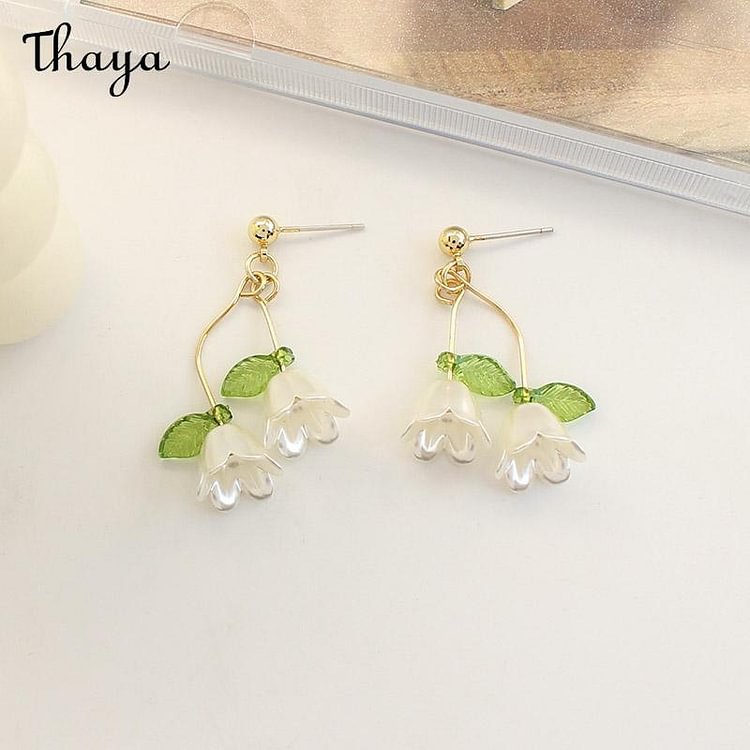 Thaya Tulip Stud Earrings-2