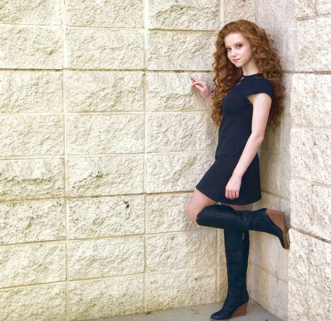 Francesca Capaldi 8x10 Picture Simply Stunning Photo Poster painting Gorgeous Celebrity #15