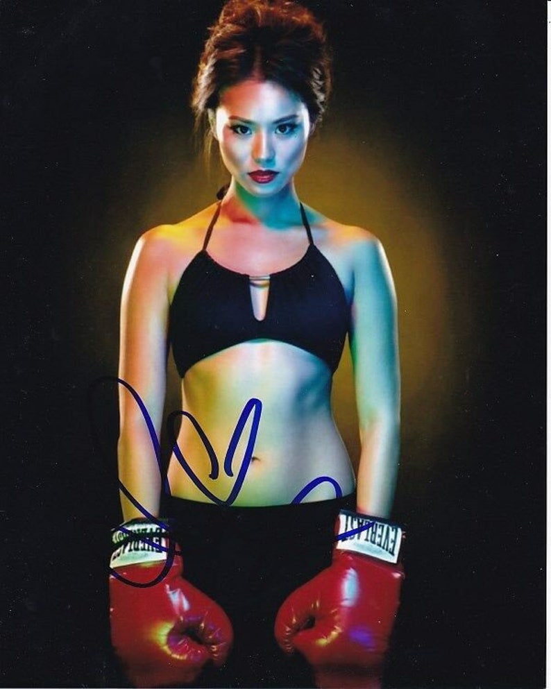 Jamie chung signed autographed sexy everlast boxing gloves Photo Poster painting