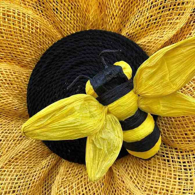 🐝🌻Bee Sunflower Wreath / Easter Bee Day Party Decoration