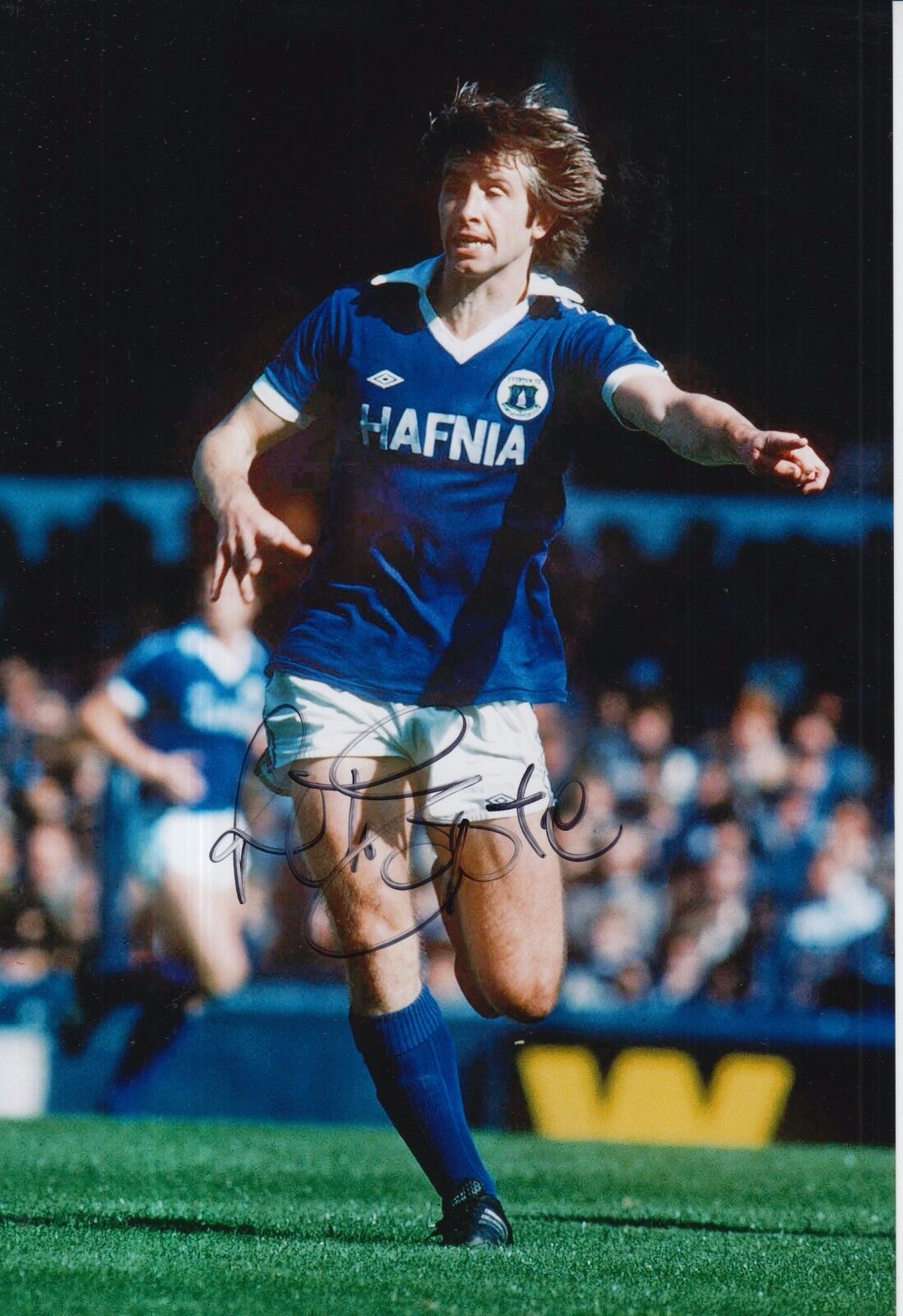 Peter Eastoe Hand Signed Everton 12x8 Photo Poster painting.