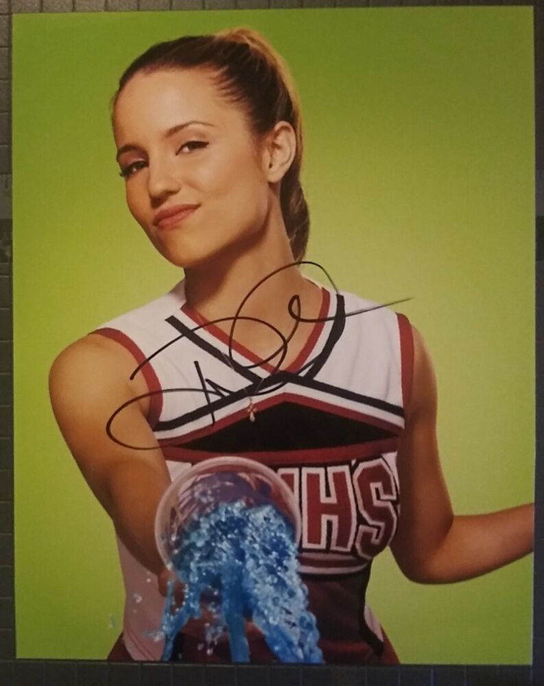 Dianna Agron signed 8x10