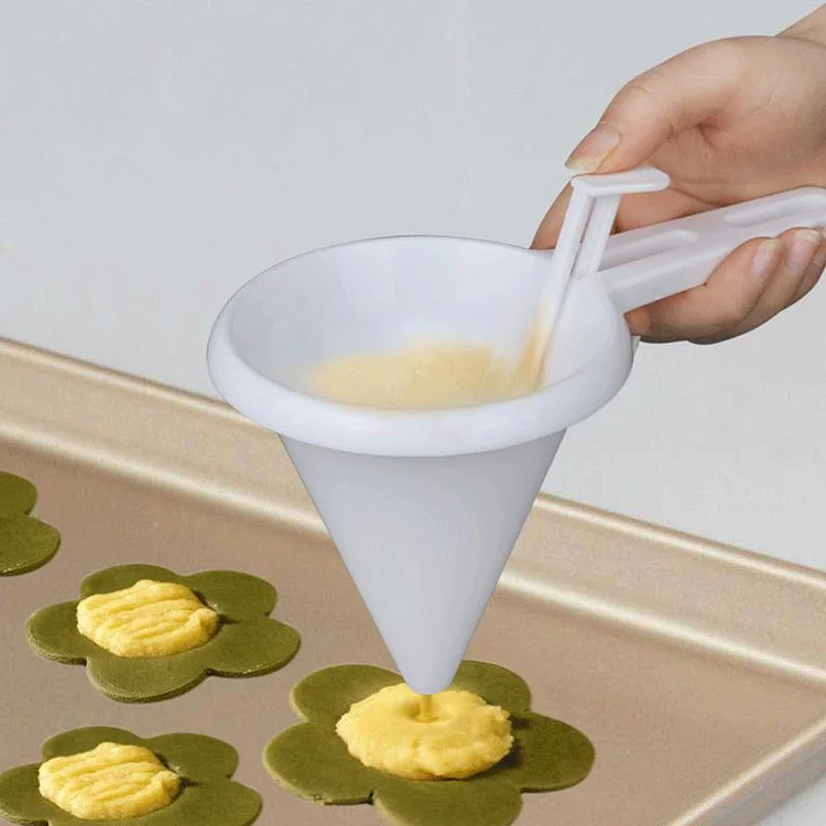 Handheld Portion Cup Cake Dispenser | 168DEAL