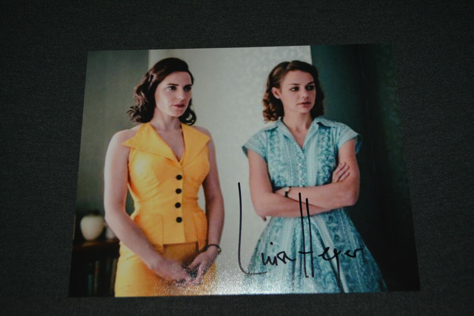 LUISE HEYER sexy signed autograph In Person 8x10 NETFLIX DARK