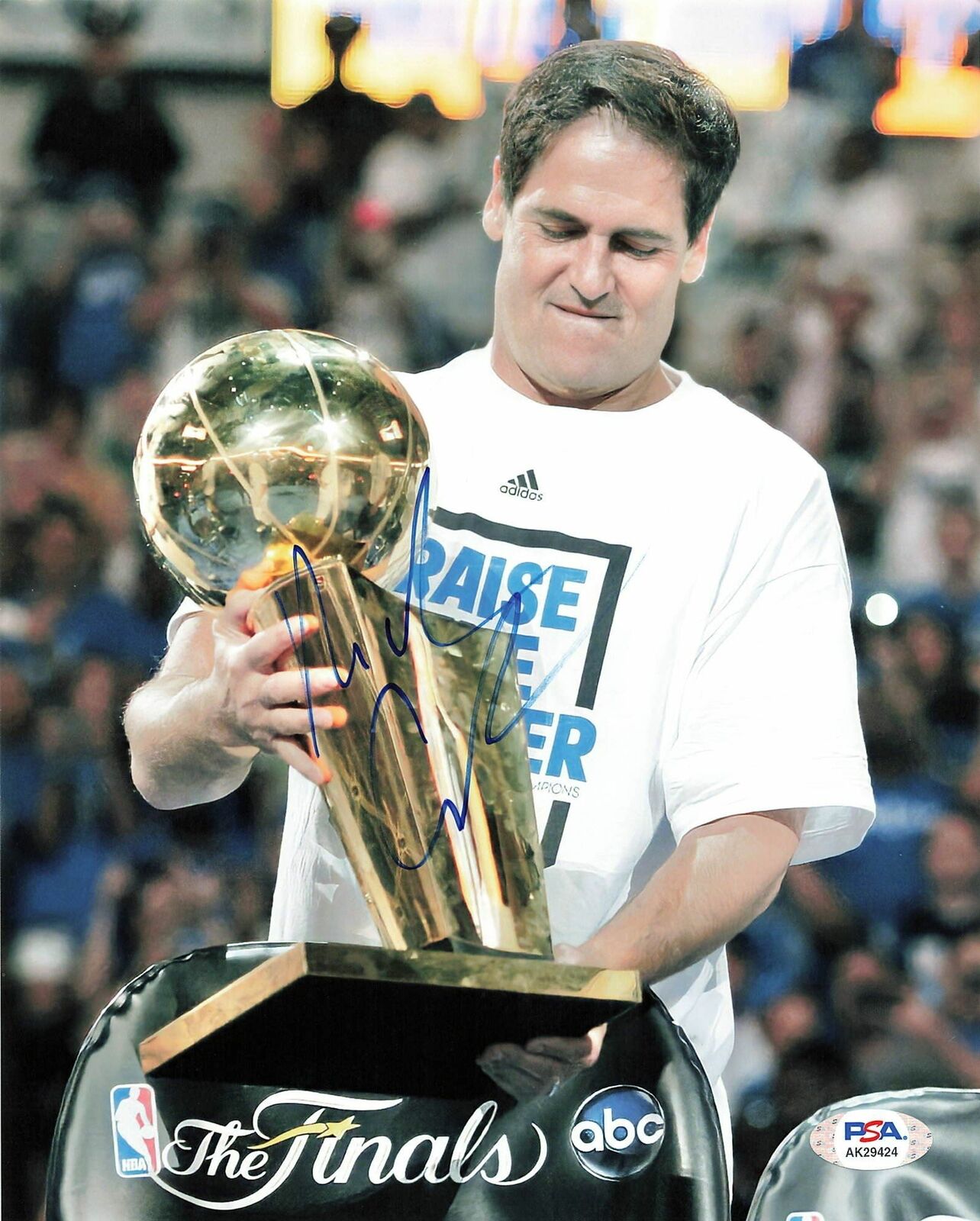 Mark Cuban signed 8x10 Photo Poster painting PSA/DNA Dallas Mavericks Autographed