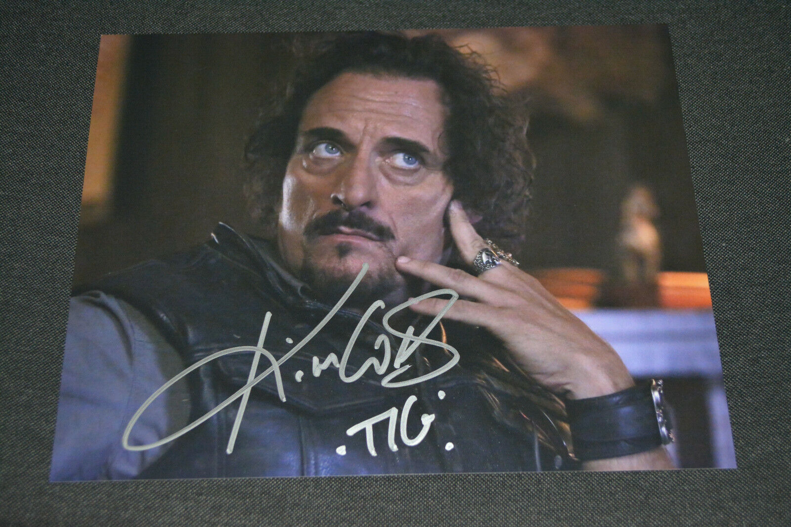 KIM COATES signed autograph In Person 8x10 (20x25 cm) SONS OF ANARCHY