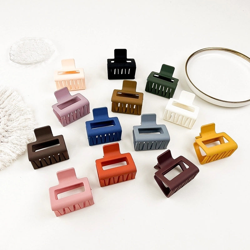 Fashion Solid Color Plastic Hair Claws