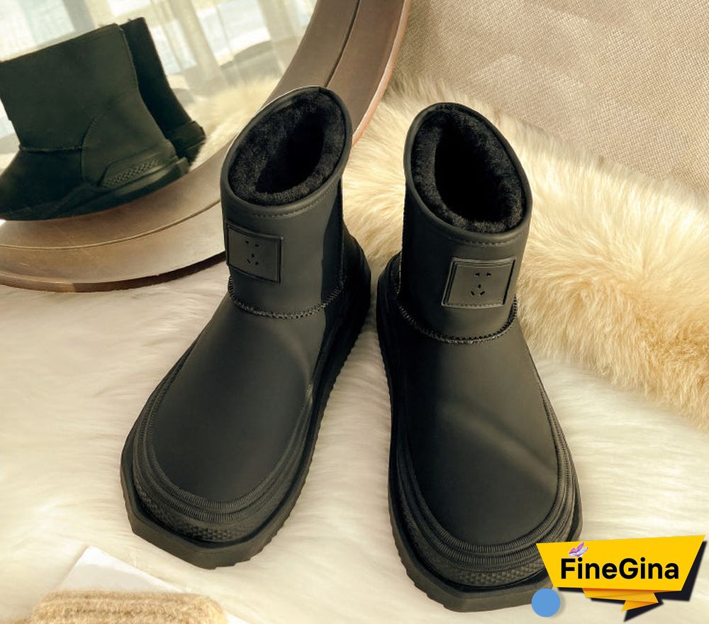 Women's Casual Solid Color Round Toe Flat Sole Plush Boots