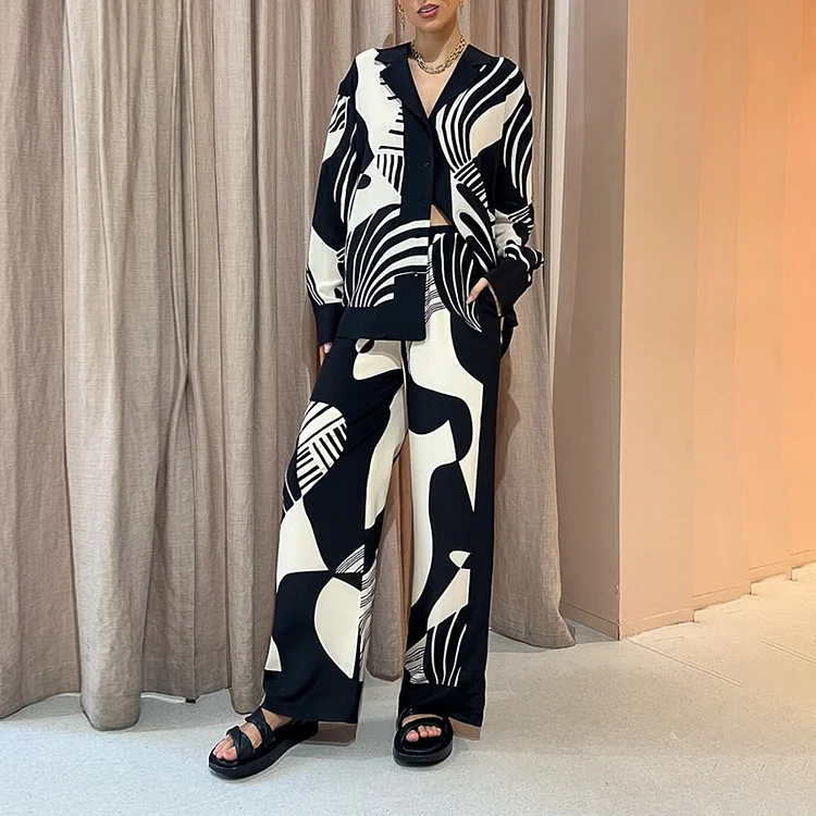Sir Realisme Pattern Blouse And Pants Two-Piece Set