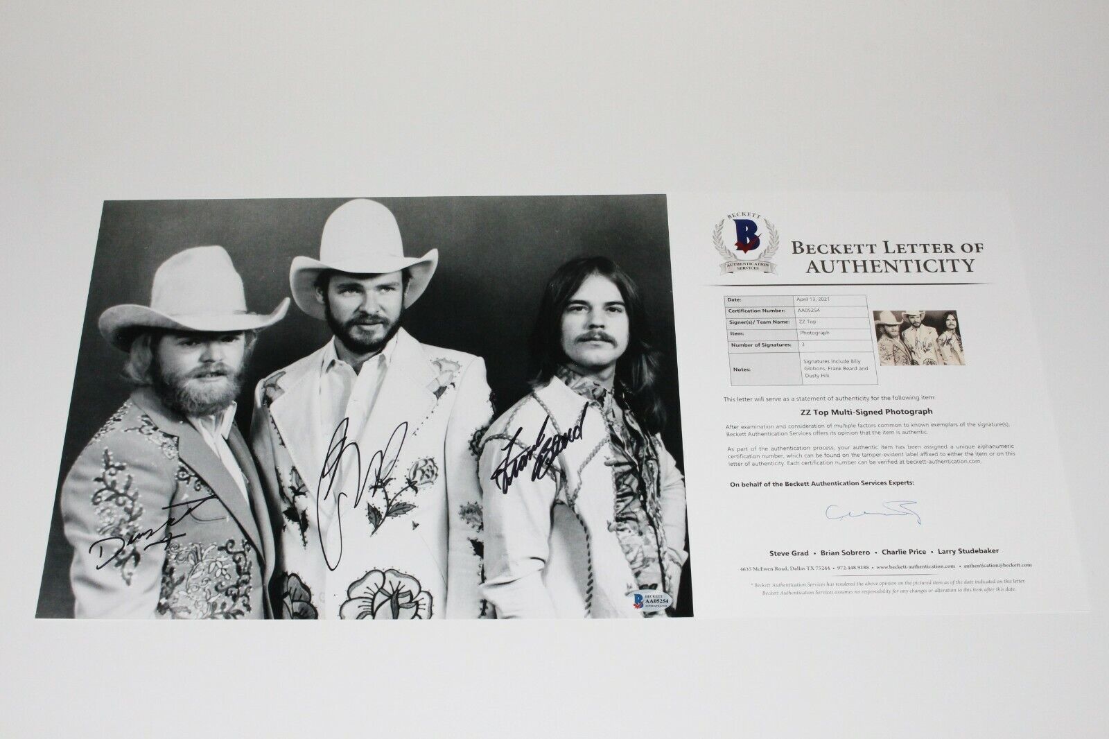 ZZ TOP BAND SIGNED 11x14 Photo Poster painting BECKETT COA BILLY GIBBONS FRANK BEARD DUSTY HILL