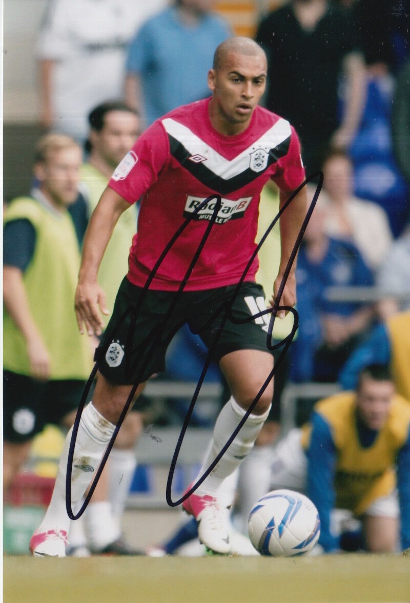 HUDDERSFIELD TOWN HAND SIGNED JAMES VAUGHAN 6X4 Photo Poster painting 1.