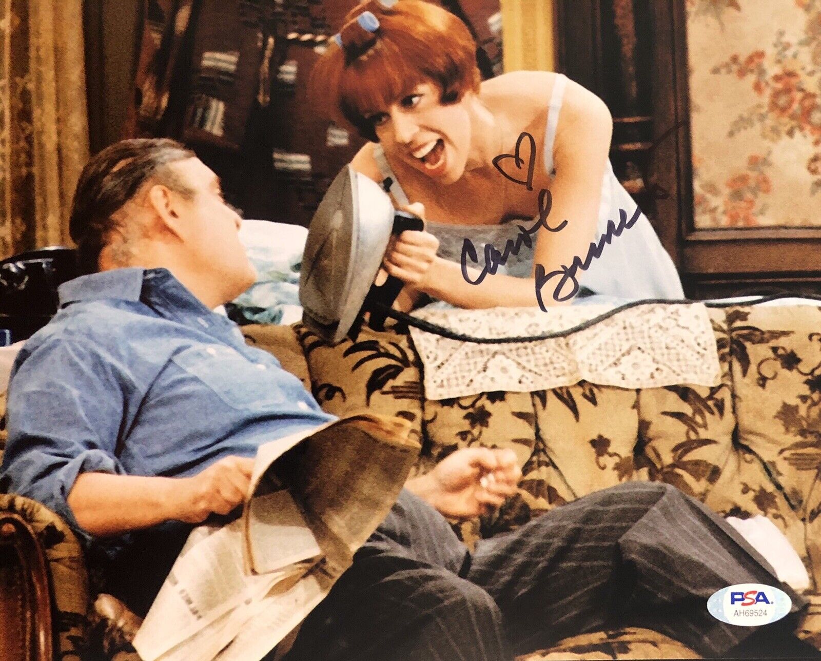 Carol Burnett Signed Autographed The Show 8x10 Photo Poster painting Laugh Psa/Dna