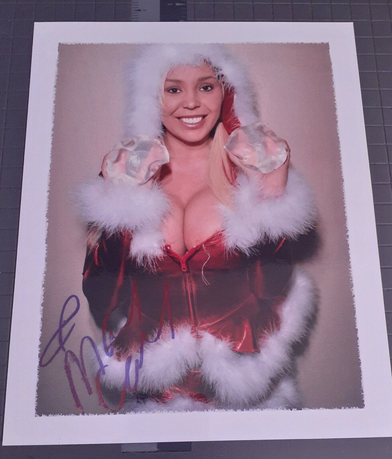 Mary Carey signed 8x10