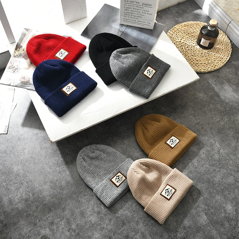 Warm knitted outdoor solid color woolen hat