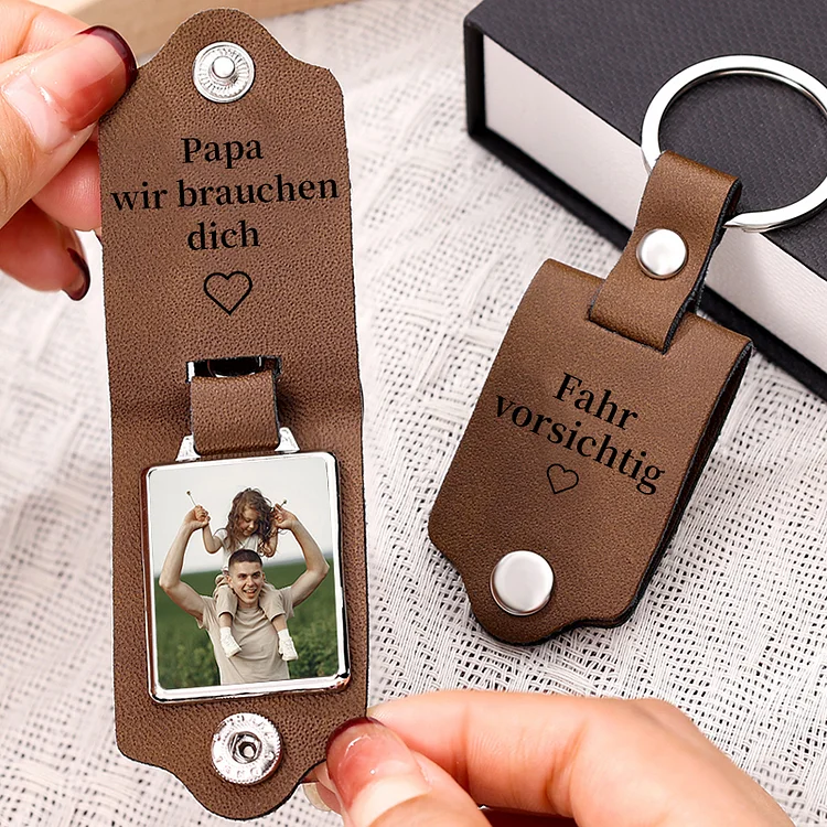 Personalisiertes Foto - Fahr vorsichtig Papa wir brauchen dich - Leder Schlüsselanhänger für Vater