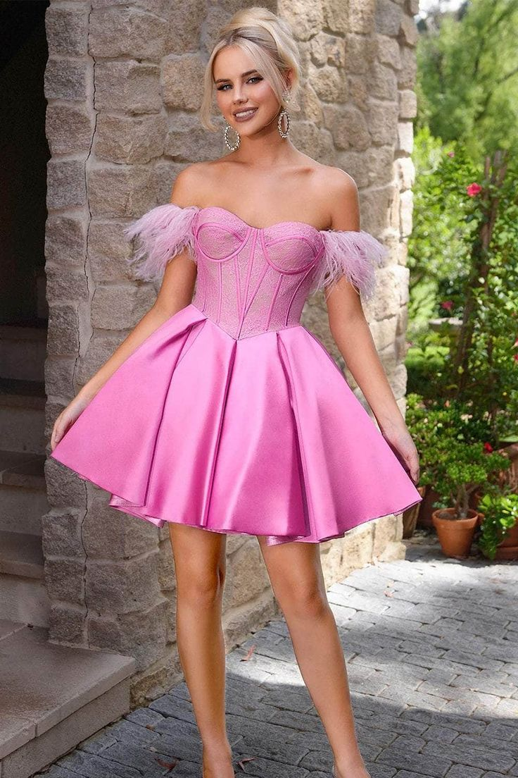Daisda Sleeveless Sweetheart A-Line Homecoming Dress With Feather