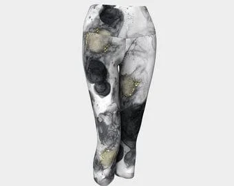 Pornhint Smoke - Capri Leggings