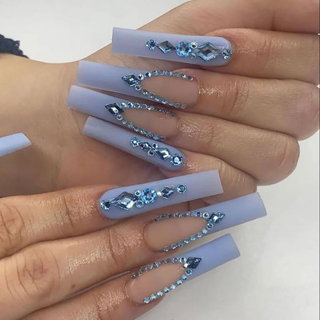Love Dot Diamond V-shaped French Nail Patch