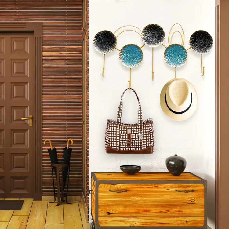 Homemys Nordic 3D Metal Geometry Hooks Home Wall Decor Art