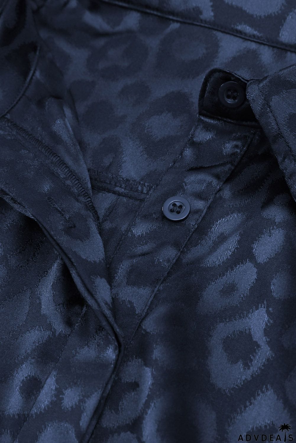 Turn-down Collar Embossed Button Shirt