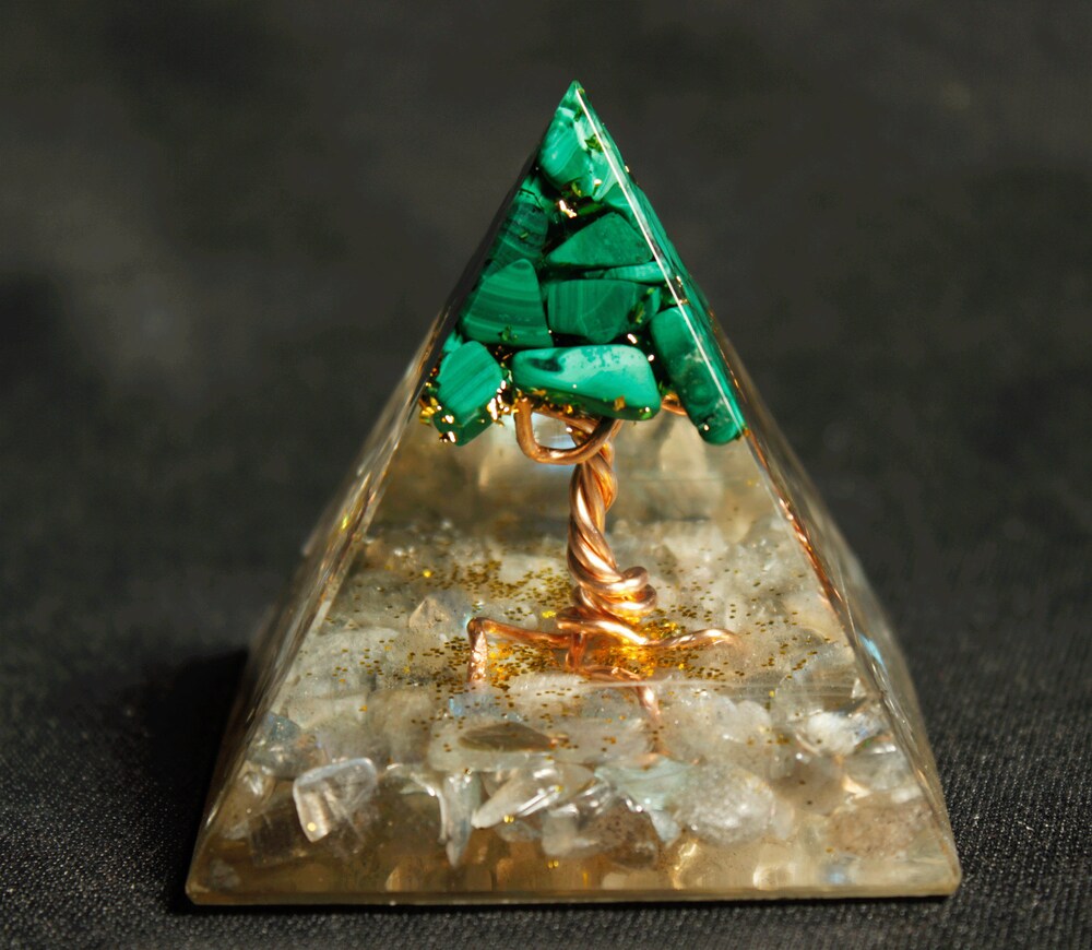 

Orgone Pyramid Chakra - Tree of Life, 501 Original