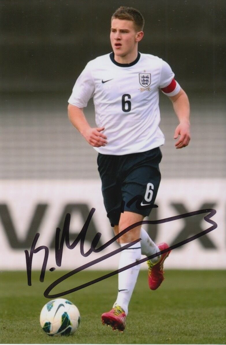 ENGLAND HAND SIGNED BRYN MORRIS 6X4 Photo Poster painting.