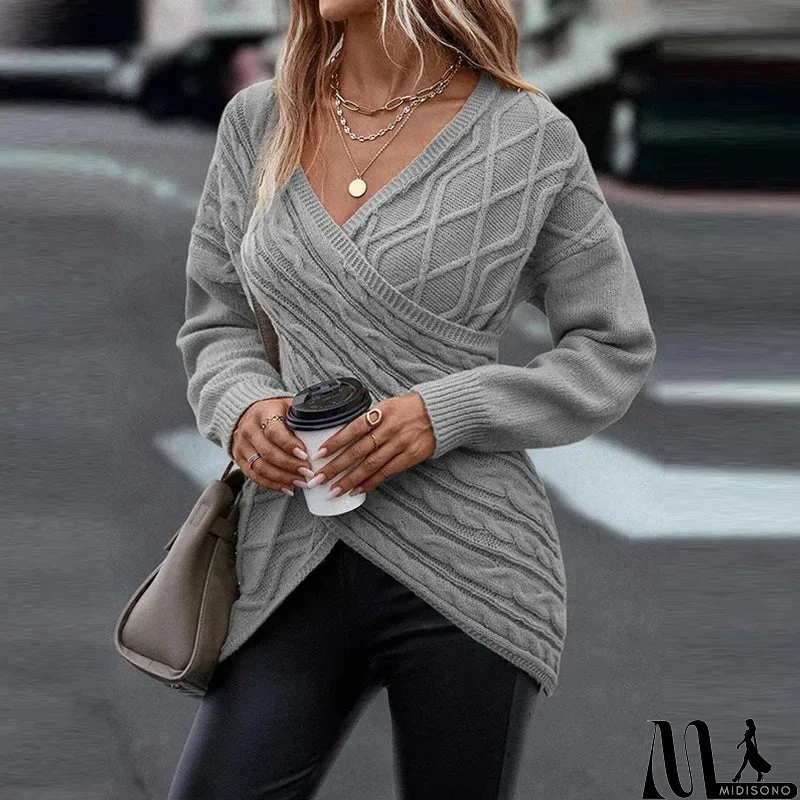 MidiSono - Modern and Versatile Sweater