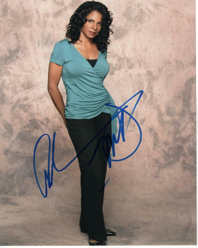 AUDRA MCDONALD SIGNED AUTOGRAPH 8X10 Photo Poster painting BEAUTY AND THE BEAST PRIVATE PRACTICE