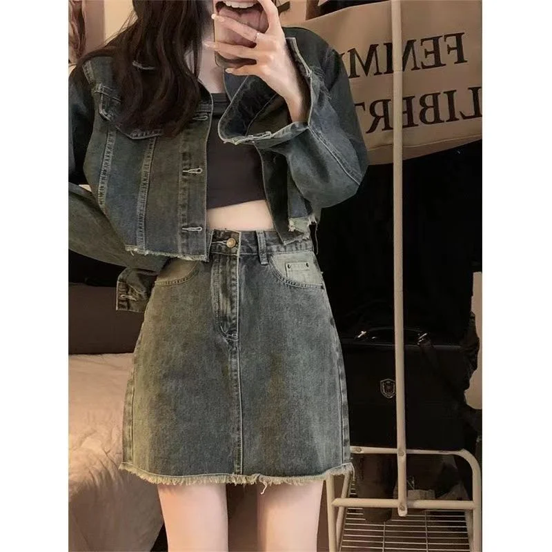 Toloer Toloer Fashion Suit Women's Short Jacket Jacket Autumn New Package Hip Skirt Temperament Skirt Two Set-Outfit Ideas