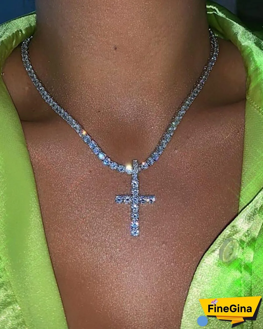 1PCS Cross Pattern Studded Necklace