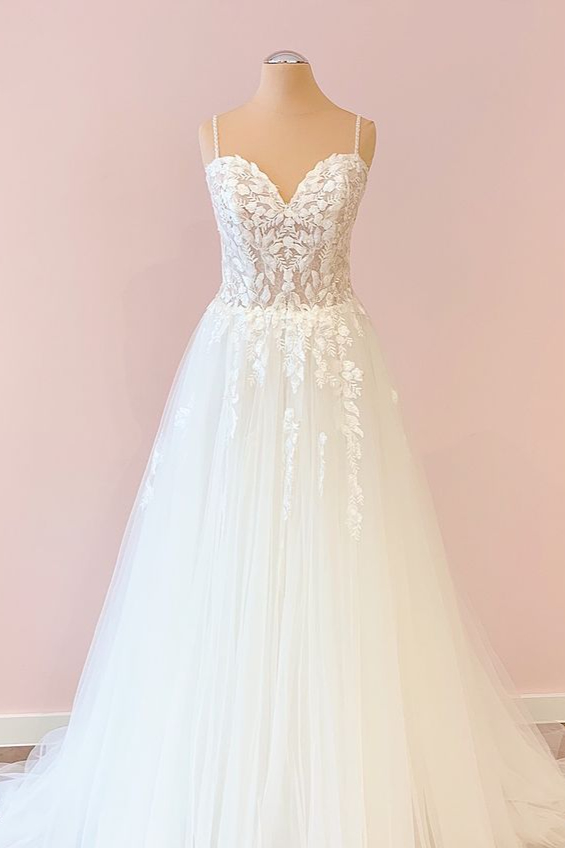 Bellasprom Delicate Sweetheart Tulle Wedding Dress Lace Appliques Spaghetti-Straps Bellasprom