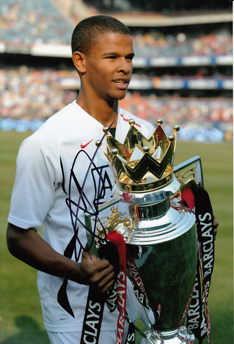 Manchester United Hand Signed Fraizer Campbell Photo Poster painting 12x8 2.