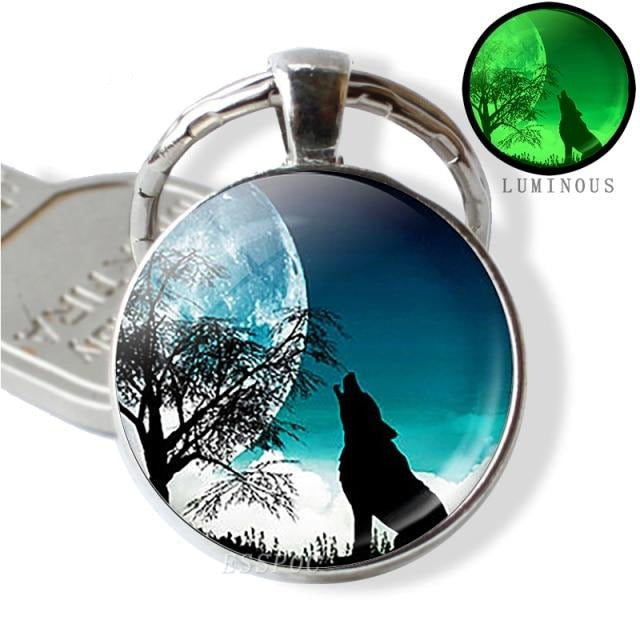Buzzdaisy Luminous Glow In The Dark Wolf Key Chain Key Rings Holder