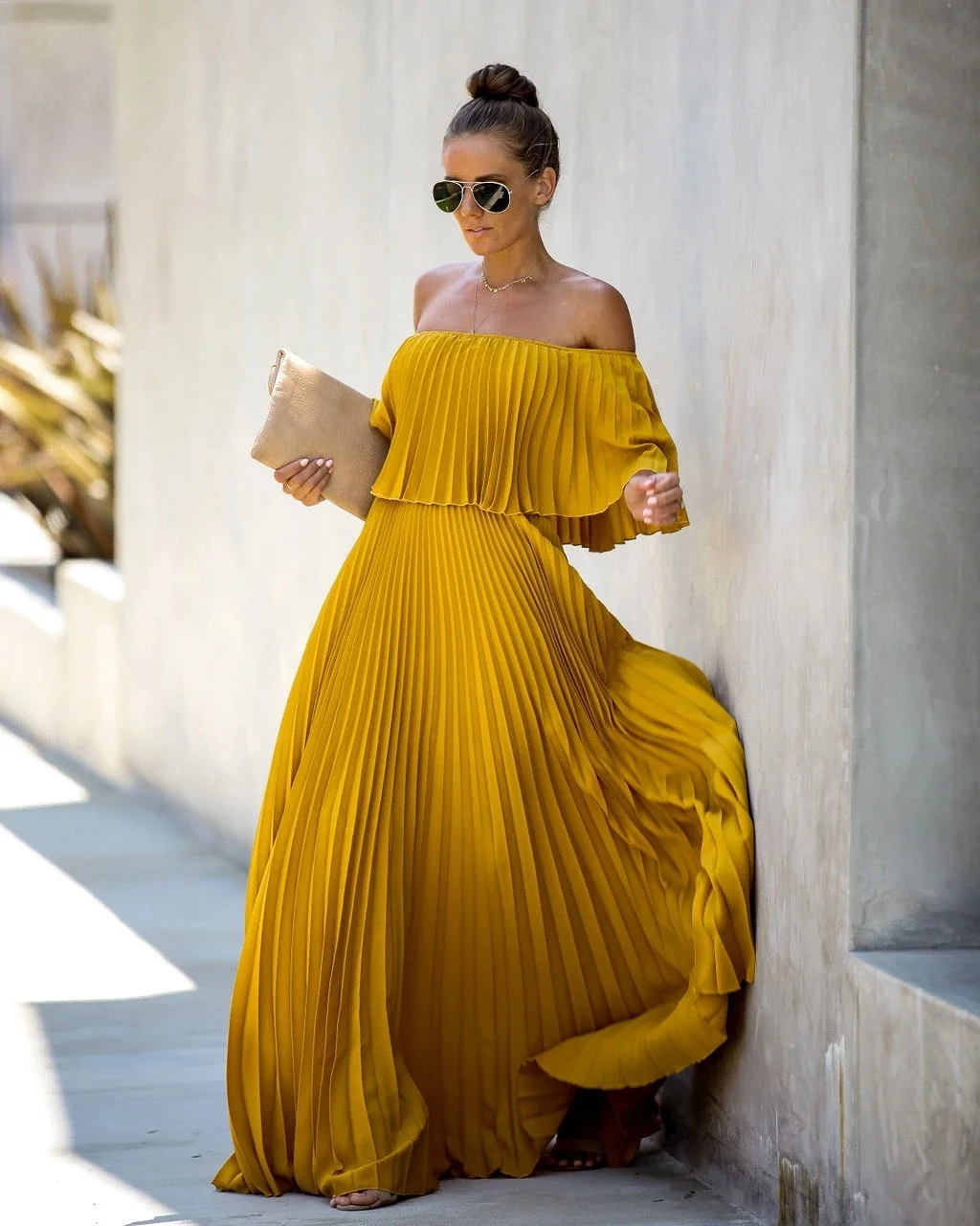 Zingj Zingj / Summer 2023 New Women's Sexy One-Line Collar Off-Shoulder Fold Chiffon Dress 4125