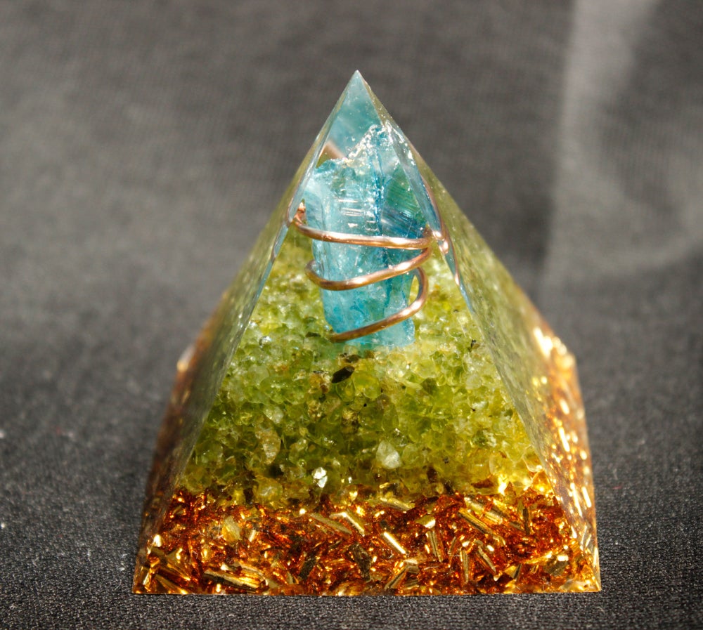 

Orgone Pyramid Chakra - Peridot, 501 Original