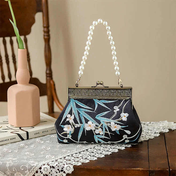 Vintage Blossom Embroidery Pearl Chain Crossbody Bag - Modakawa modakawa